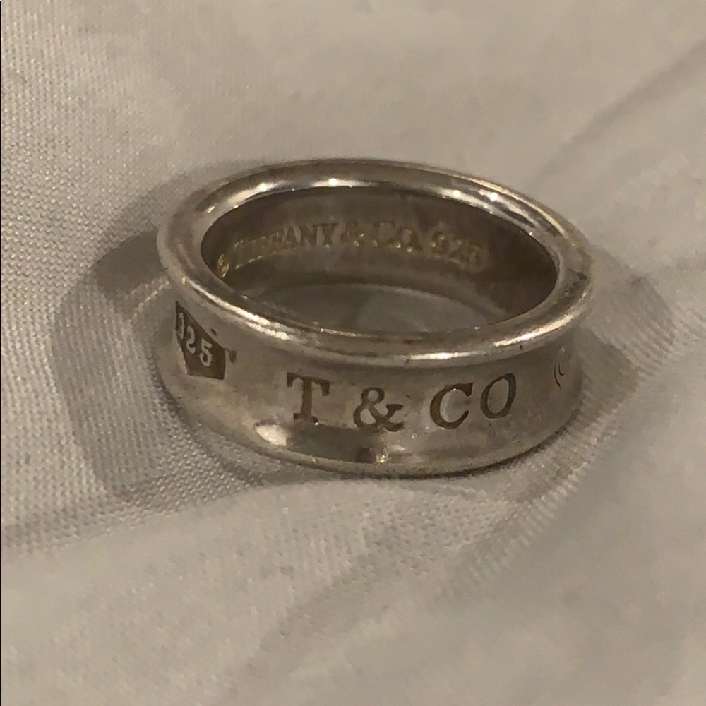 Tiffany & Co. 1837 ring